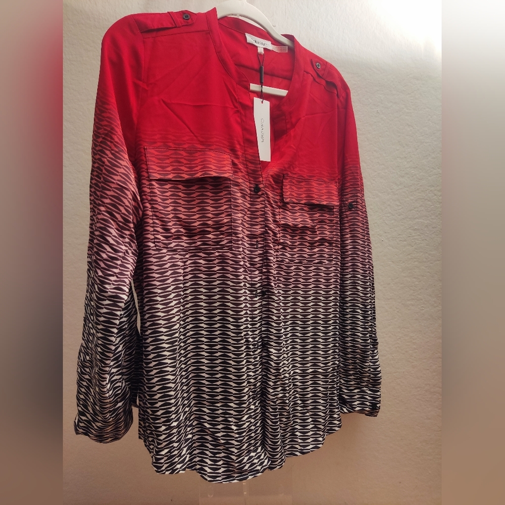 $69.50 Calvin Klein women’s geometric large shirt‎ NWT